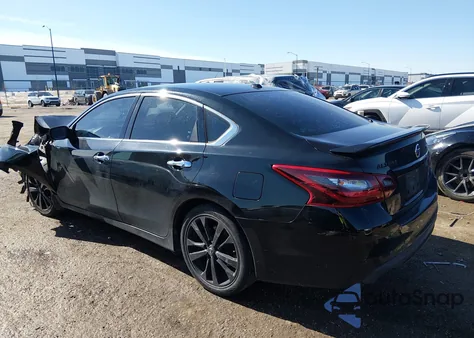 2018 Nissan Altima 2.5 Sr z USA, uszkodzony, nr VIN 1N4AL3AP3JC263761